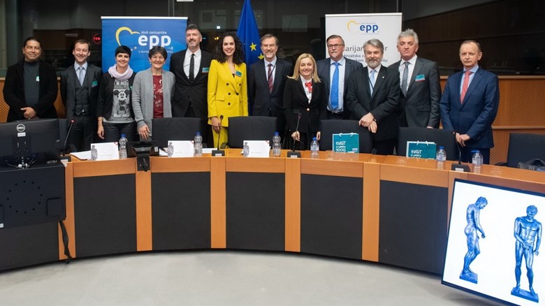 Apoxyomenos and the island of Lošinj at the European Parliament!