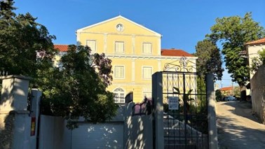 Captain's Villa Boutique Hotel