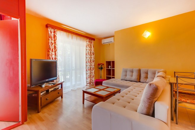 Apartman Oliva 2/2