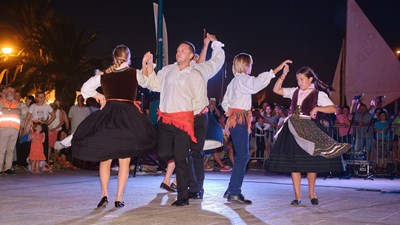 Otočna večer - Klape i Folklorne grupe