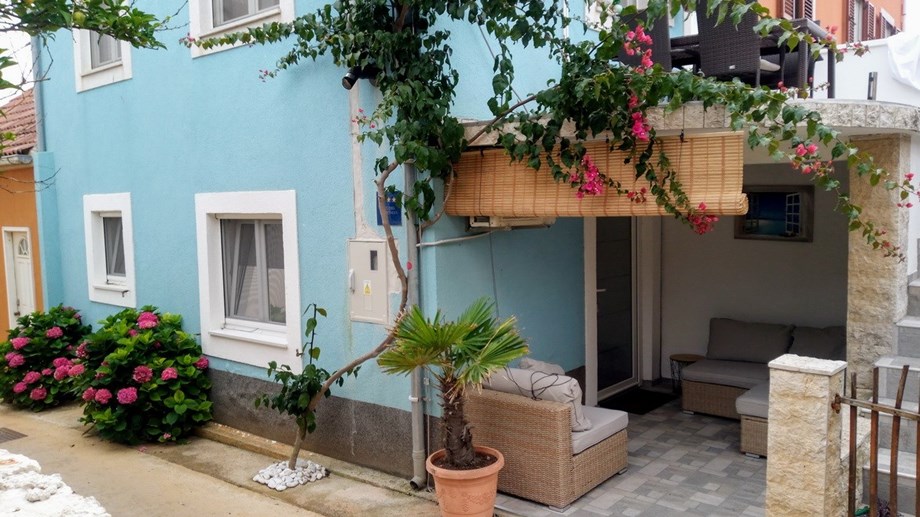 Apartman Ilovik flower