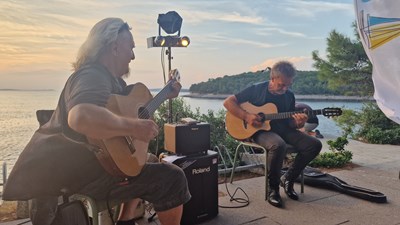 Sunset koncert - Magic guitars