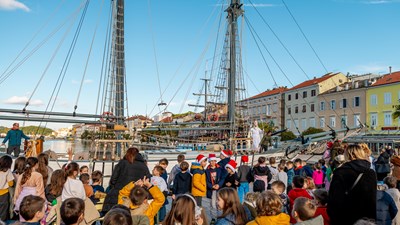 Sv. Nikola na logeru Nerezinac