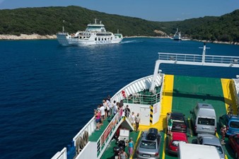 Ferry Valbiska (Krk) - Merag (Cres)