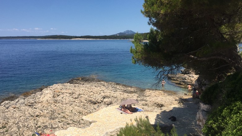 Baia di Čikat (vicino al bar Kredo)